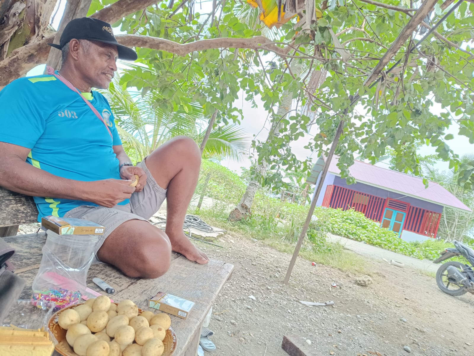 Sashimi Halmahera Punah di Laut Lelilef